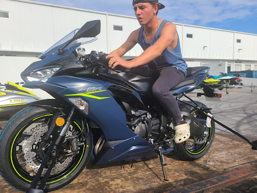 Motorcycle Dealer «Broward Motorsports of Ft. Lauderdale», reviews and photos, 1090 W Sunrise Blvd, Fort Lauderdale, FL 33409, USA