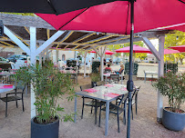 Atmosphère du Restaurant Le Spot à Saint-Cézaire-sur-Siagne - n°2