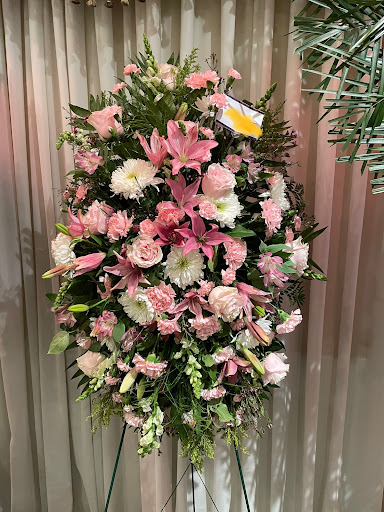 Funeral Home «Branch Funeral Home Smithtown», reviews and photos, 190 E Main St, Smithtown, NY 11787, USA