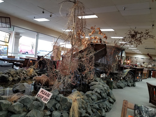 Furniture Store «Hometown Furniture Center», reviews and photos, 2665 S Santiam Hwy, Lebanon, OR 97355, USA