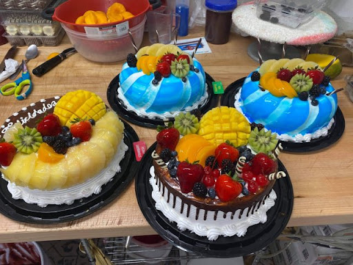 Mexican Grocery Store «La Azteca Taqueria & Market», reviews and photos, 452 TN-46, Dickson, TN 37055, USA