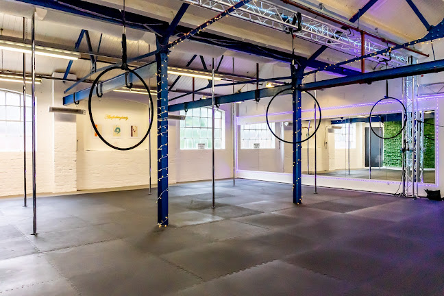 Reviews of Momentum Pole & Aerial in Gloucester - Gym
