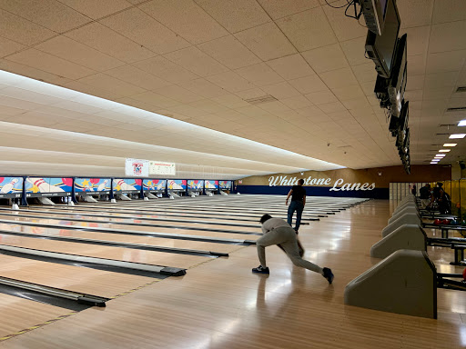 Bowling Alley «Whitestone Lanes», reviews and photos, 30-05 Whitestone Expy, Flushing, NY 11354, USA