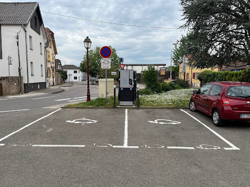 Borne de recharge de véhicules électriques Freshmile Station de recharge Holtzheim