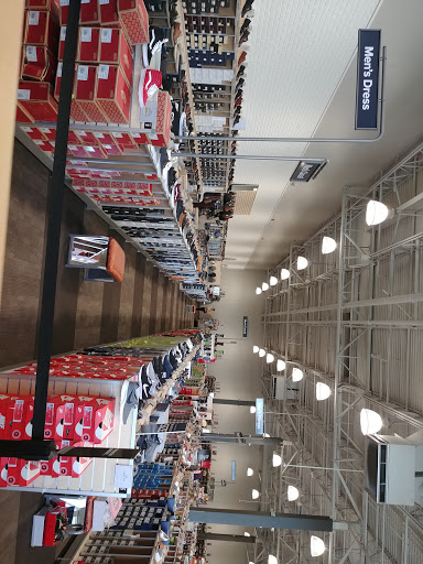 Shoe Store «DSW Designer Shoe Warehouse», reviews and photos, 276 New Britain Ave, Plainville, CT 06062, USA