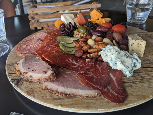 Vineyard «Laurentia Vineyard & Winery», reviews and photos, 4599 S Madison Rd, Madison, OH 44057, USA