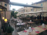 Atmosphère du Restaurant italien Le Zanelli à Uzès - n°6