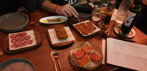 Edo Gastro Tapas & Wine