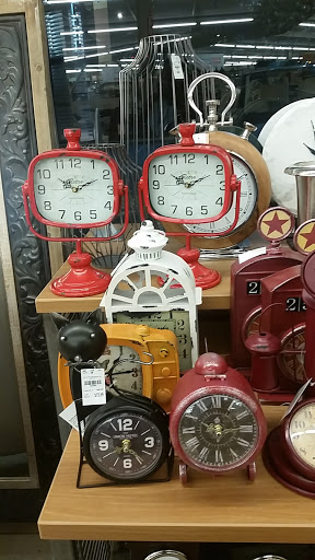 Home Goods Store «Tuesday Morning», reviews and photos, 233 Commerce Dr, Peachtree City, GA 30269, USA