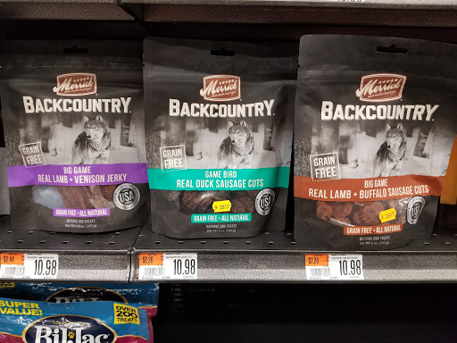 Pet Supply Store «Pet Supplies Plus», reviews and photos, 1411 S Stockton St, Lodi, CA 95240, USA