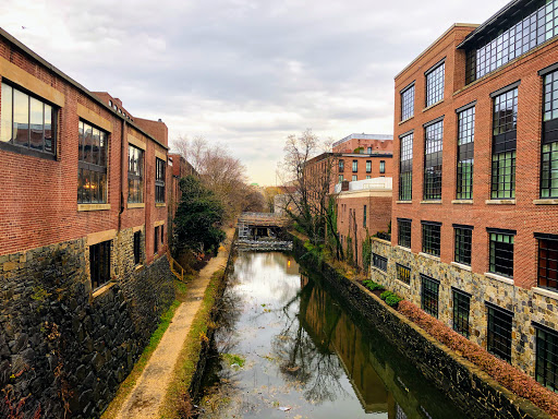 Cell Phone Store «AT&T Authorized Retailer», reviews and photos, 1057 Wisconsin Ave NW, Washington, DC 20007, USA