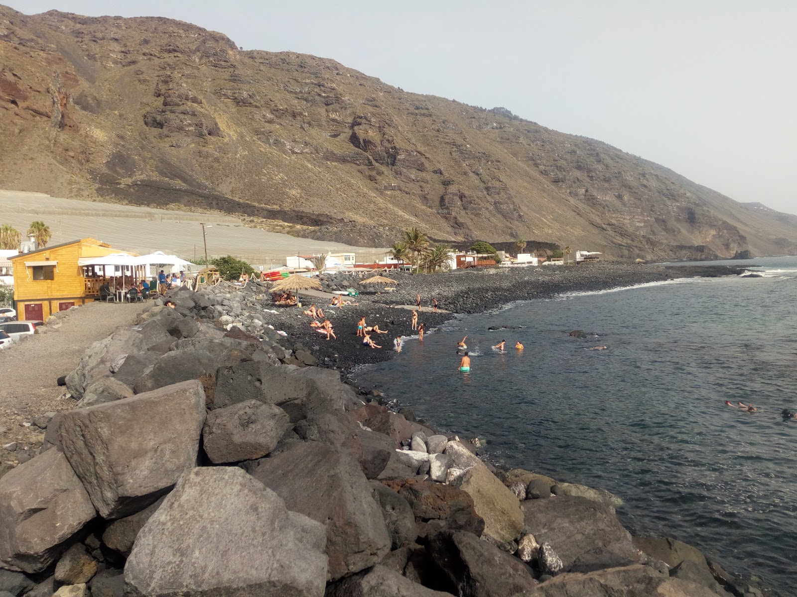 Foto van Playa El Remo met kleine baai