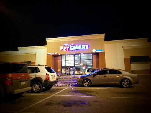 Pet Supply Store «PetSmart», reviews and photos, 2360 W Oregon Ave, Philadelphia, PA 19145, USA