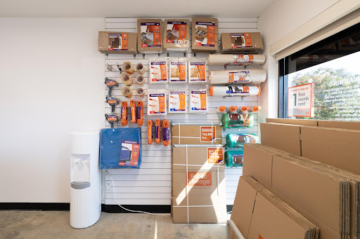 Self-Storage Facility «Public Storage», reviews and photos, 9036 Glenoaks Blvd, Sun Valley, CA 91352, USA