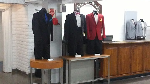 Bridal Shop «Azteca Bridal», reviews and photos, 1010 E Washington St, Phoenix, AZ 85034, USA