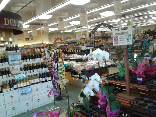 Grocery Store «Times Supermarket», reviews and photos, 3350 Lower Honoapiilani Rd, Lahaina, HI 96761, USA