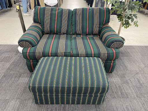 Thrift Store «Grace Centers of Hope Thrift Store», reviews and photos, 5919 Highland Rd, Waterford Twp, MI 48327, USA