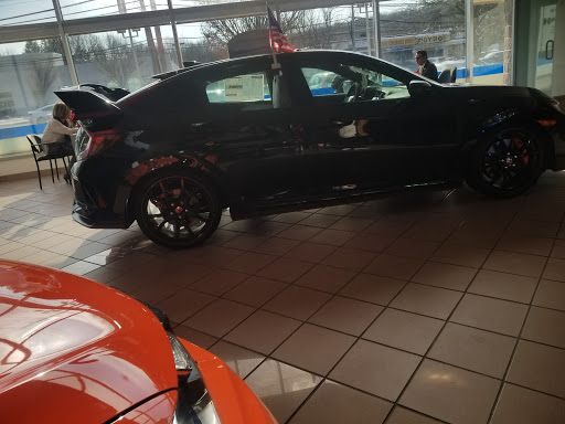 Honda Dealer «Huntington Honda», reviews and photos, 1055 E Jericho Turnpike, Huntington, NY 11743, USA