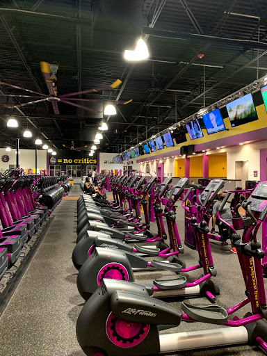 Gym «Planet Fitness», reviews and photos, 2841 Greenbriar Pkwy SW, Atlanta, GA 30331, USA
