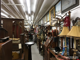 Duane's Antique Market