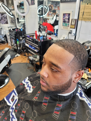 Barber Shop «J Clark Barber Shop», reviews and photos, 2485 State St, Lafayette, IN 47905, USA