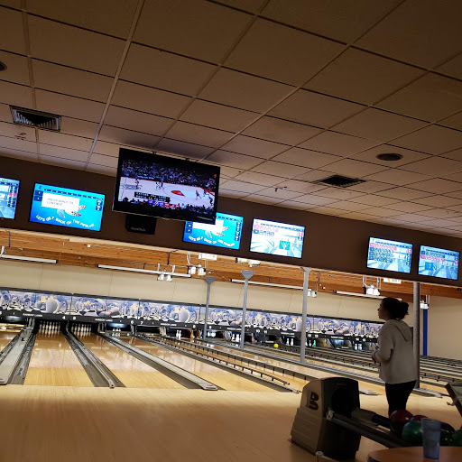 Bowling Alley «Rainbow Lanes», reviews and photos, 2748 19th Pl, Forest
