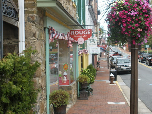 Day Spa «Rouge - Beauty, Spa, & Apothecary Boutique», reviews and photos, 17 S King St, Leesburg, VA 20175, USA