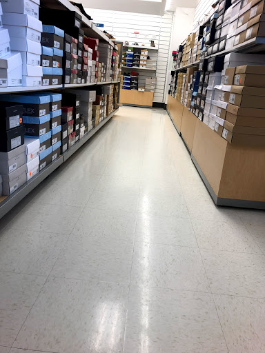 Department Store «Marshalls & HomeGoods», reviews and photos, 153 University Ave, Westwood, MA 02090, USA