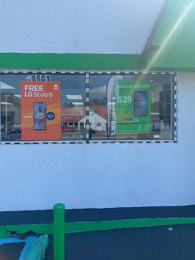 Electronics Repair Shop «Cell Fix Inc», reviews and photos, 8601 N Florida Ave, Tampa, FL 33604, USA