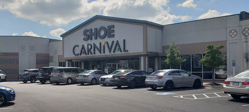 Shoe Carnival, 2633 Lakewood Village Dr, North Little Rock, AR 72116, USA, 