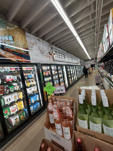 Grocery Store «Sentyrz Liquor & Supermarket», reviews and photos, 1612 NE 2nd St, Minneapolis, MN 55413, USA