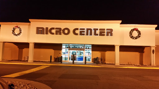 Electronics Store «Micro Center», reviews and photos, 8000 E Quincy Ave, Denver, CO 80237, USA