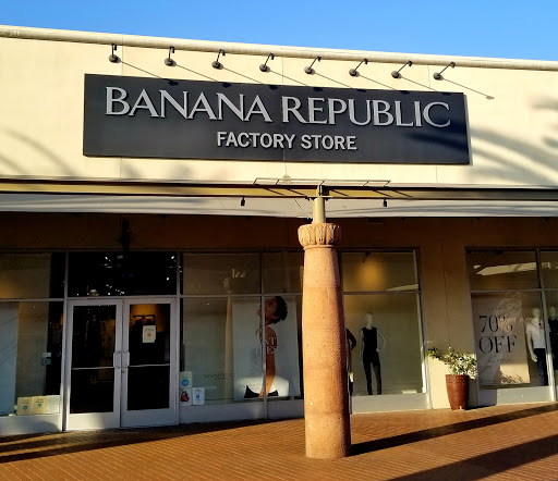 Clothing Store «Banana Republic Factory Store», reviews and photos, 100 Citadel Dr, Commerce, CA 90040, USA