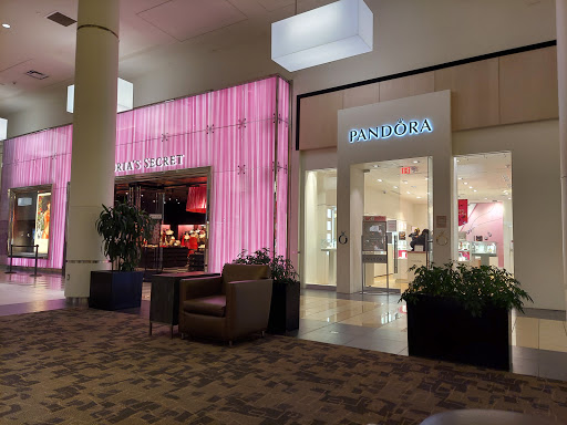 Shopping Mall «Monmouth Mall», reviews and photos, 180 New Jersey 35, Eatontown, NJ 07724, USA