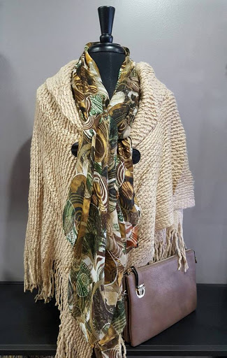 Beauty Salon «Indulgence Salon & Boutique», reviews and photos, 1175 W Bristol Rd, Flint, MI 48507, USA