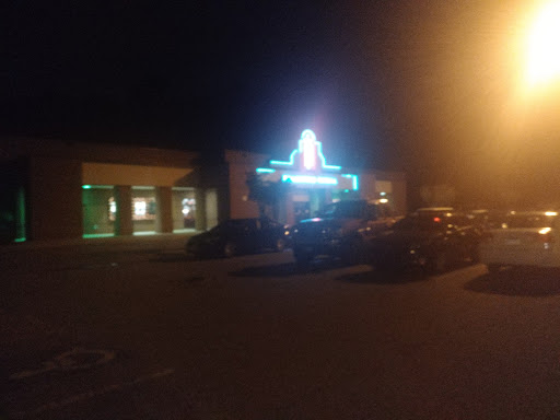 Movie Theater «Cinemark Brassfield Cinema Ten», reviews and photos, 2101 New Garden Rd, Greensboro, NC 27410, USA