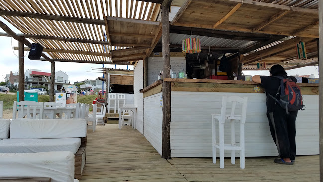 Opiniones de Chiringuito A La Playa en Rocha - Pub