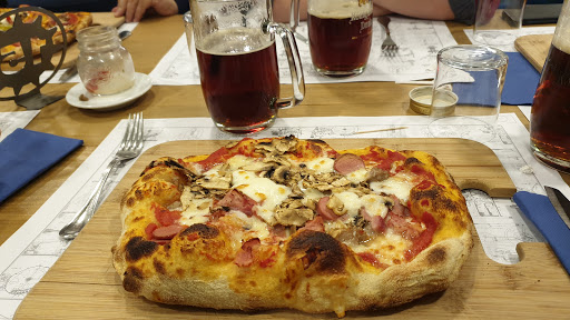 Pizzeria Officina in Cambiano, Città Metropolitana di Torino