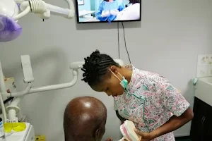 Omoyeni Dental Clinic image