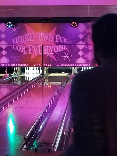 Bowling Alley «Bowl 32», reviews and photos, 845 Westfield Rd, Noblesville, IN 46062, USA