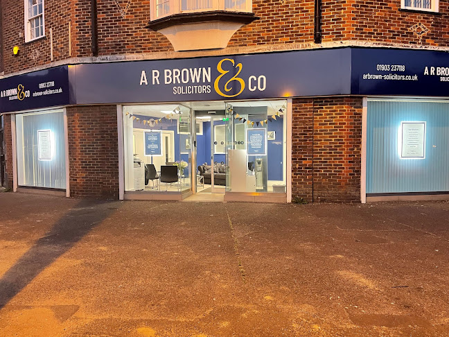 Reviews of A R Brown & Co Solicitors in Worthing - Attorney
