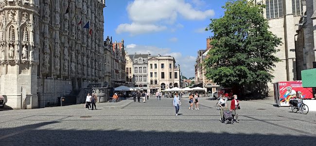 Reacties en beoordelingen van Rector de Somerplein fietsenparking