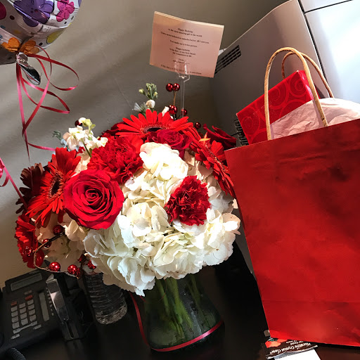 Florist «Oak Hills Florist», reviews and photos, 1729 Babcock Rd, San Antonio, TX 78229, USA