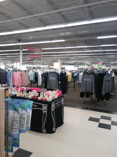 Clothing Store «Burlington Coat Factory», reviews and photos, 441 Western Ave, South Portland, ME 04106, USA