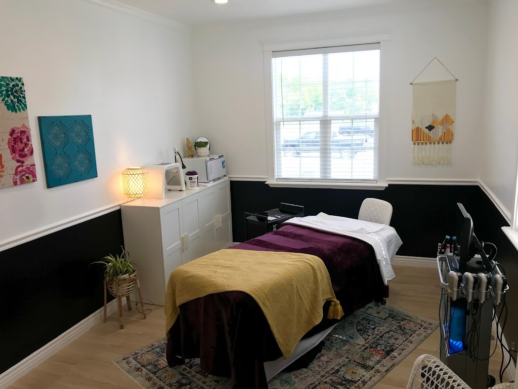 The HydraBar Skincare Studios 84088