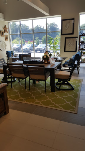 Furniture Store «Ashley HomeStore», reviews and photos, 2350 Central Park Ave, Yonkers, NY 10710, USA