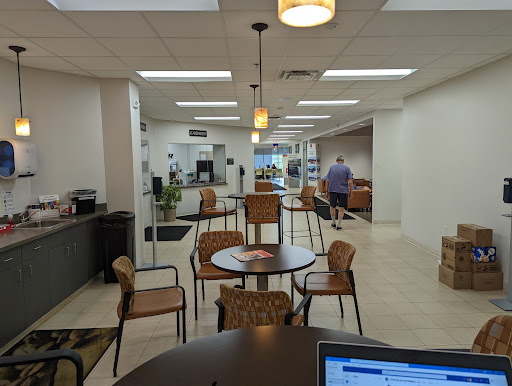 Car Dealer «Vanderstyne Toyota», reviews and photos, 4374 W Ridge Rd, Rochester, NY 14626, USA