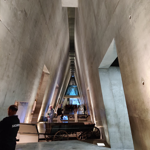 Yad Vashem