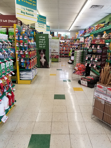 Pet Supply Store «Pet Supplies Plus», reviews and photos, 5315 Airport Hwy, Toledo, OH 43615, USA