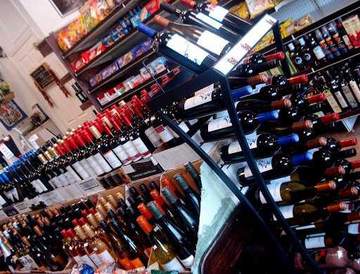 Gourmet Grocery Store «Old World Market», reviews and photos, 2800 Davis Blvd #103, Naples, FL 34104, USA